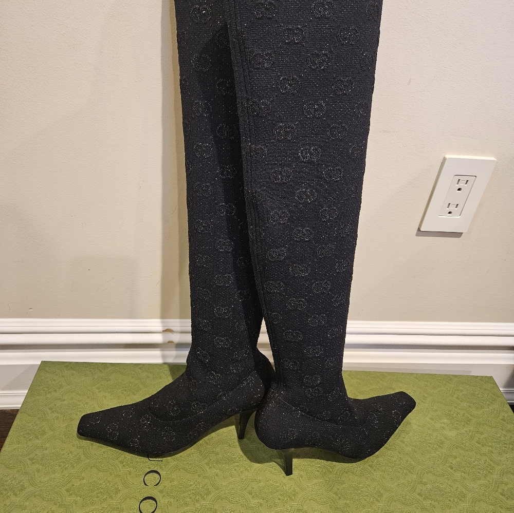 $1450 NIB Auth Gucci Boots Knee High GG 75mm Heel Black Jacquard Tech Knit 38.5 - Picture 8 of 8